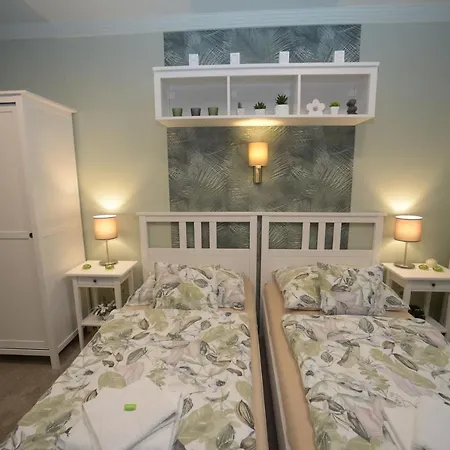 Corvina Vila Győrújbarát