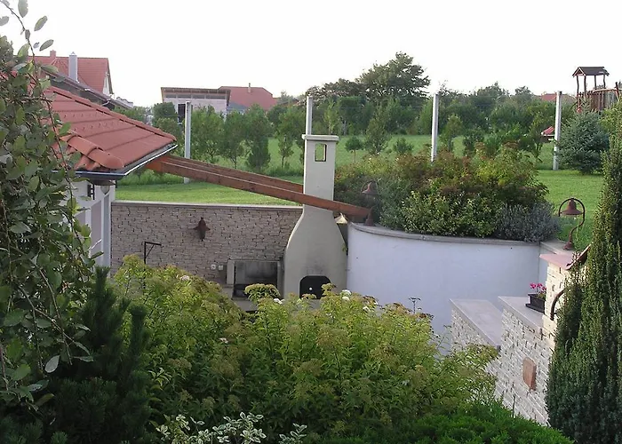 Corvina Győrújbarát